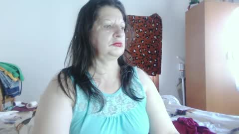 Snapshot of extasymature chatting on 06-25-26, 05:56 ExtasyMature online show from 06-25-26, 05:56