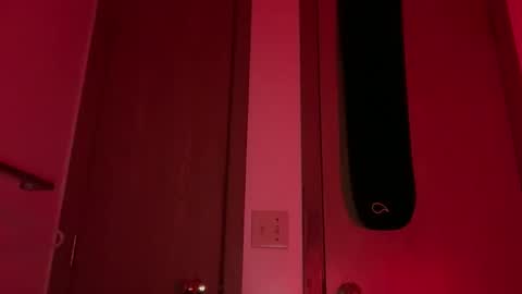 Snapshot of extendoklitftm chatting on 01-24-25, 08:44 ExtendoKlit online show from 01-24-25, 08:44