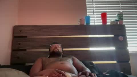 Snapshot of extendoklitftm chatting on 02-19-25, 02:34 ExtendoKlit online show from 02-19-25, 02:34