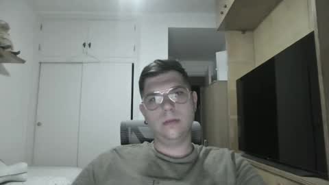 exterminator944 online show from 06-20-26, 07:49