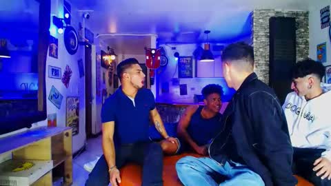 extrangers online show from 12-29-24, 12:12