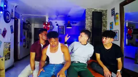 extrangers online show from 12-31-24, 12:04