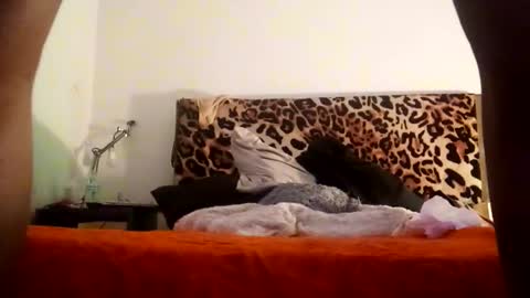 eyelyke2kream online show from 01-11-25, 06:23