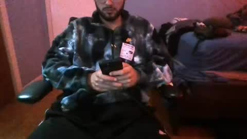 Snapshot of eyesonmichaza chatting on 06-19-26, 07:01 MichazaXO online show from 06-19-26, 07:01