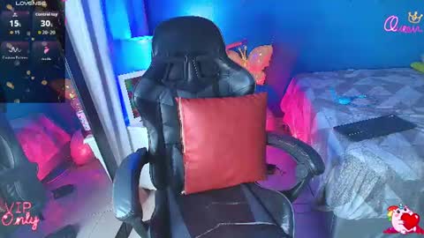 eylend_lisboa_ online show from 06-25-26, 02:21