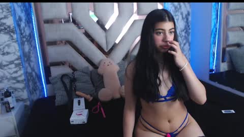 eylin_sofia online show from 12-17-24, 03:28