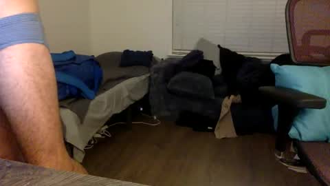 Snapshot of ezjorider33 chatting on 12-19-25, 08:10 ezjorider33 online show from 12-19-25, 08:10