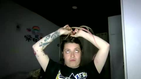 Aimee online show from 01-16-26, 02:15