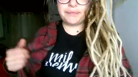 Aimee online show from 07-19-26, 02:37