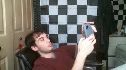 Ezra Naamah online show from 02-22-25, 09:26