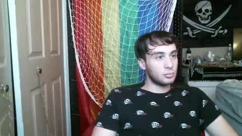 Ezra Naamah online show from 11-17-25, 05:08