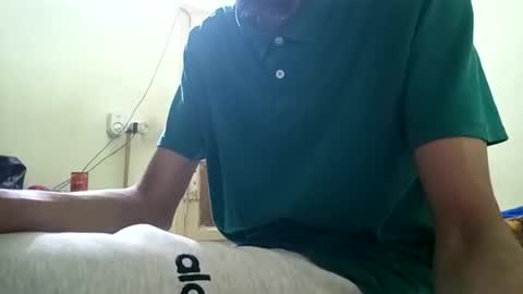 Snapshot of ezz_3zoo1 chatting on 06-28-26, 06:36 weza online show from 06-28-26, 06:36