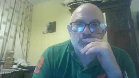 Snapshot of f1zzeek chatting on 05-09-26, 12:27 f1zzeek online show from 05-09-26, 12:27