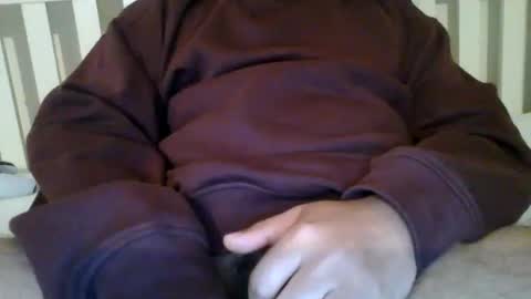 Snapshot of f2004_ chatting on 06-07-26, 04:22 f2004_ online show from 06-07-26, 04:22