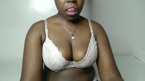 Miss Fabby online show from 10-22-25, 09:20