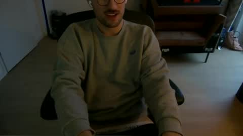 Call me bitch online show from 01-14-26, 03:17