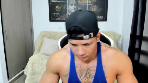 Snapshot of fabian_arango chatting on 02-18-26, 01:56 Fabian arango online show from 02-18-26, 01:56