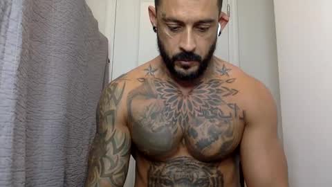 Snapshot of fabianelgalan chatting on 12-13-24, 11:17 Fabianelgalan online show from 12-13-24, 11:17