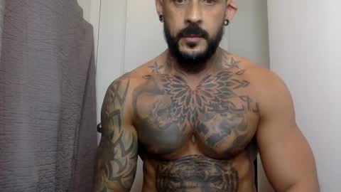 Snapshot of fabianelgalan chatting on 12-16-24, 04:45 Fabianelgalan online show from 12-16-24, 04:45