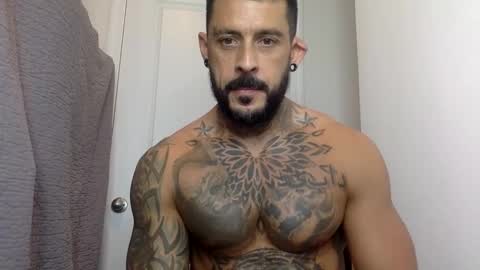 Snapshot of fabianelgalan chatting on 12-17-24, 04:01 Fabianelgalan online show from 12-17-24, 04:01