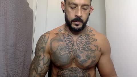 Snapshot of fabianelgalan chatting on 12-18-24, 02:17 Fabianelgalan online show from 12-18-24, 02:17