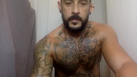 Snapshot of fabianelgalan chatting on 12-20-24, 03:58 Fabianelgalan online show from 12-20-24, 03:58