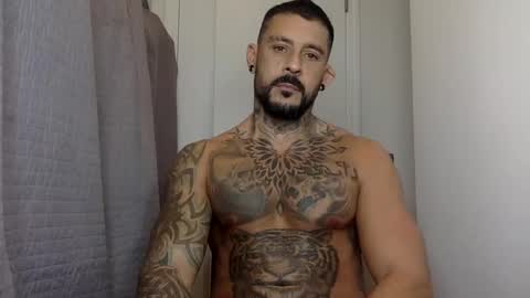 Snapshot of fabianelgalan chatting on 01-06-25, 03:53 Fabianelgalan online show from 01-06-25, 03:53