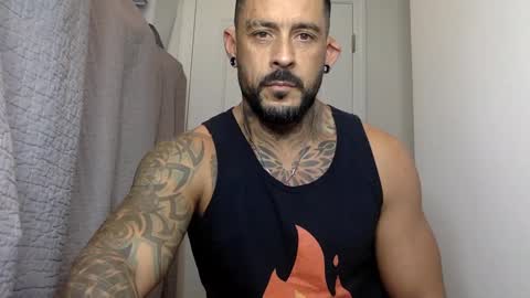 Snapshot of fabianelgalan chatting on 01-28-25, 04:18 Fabianelgalan online show from 01-28-25, 04:18