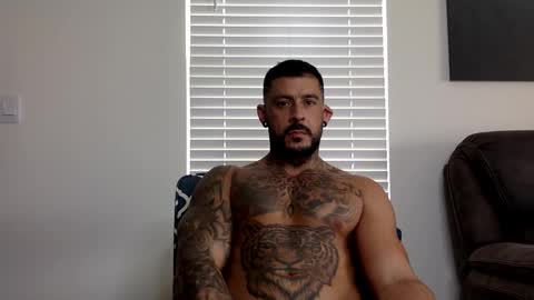 Snapshot of fabianelgalan chatting on 02-10-25, 05:41 Fabianelgalan online show from 02-10-25, 05:41