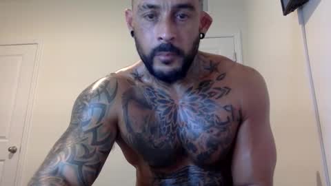 Snapshot of fabianelgalan chatting on 03-08-25, 08:00 Fabianelgalan online show from 03-08-25, 08:00