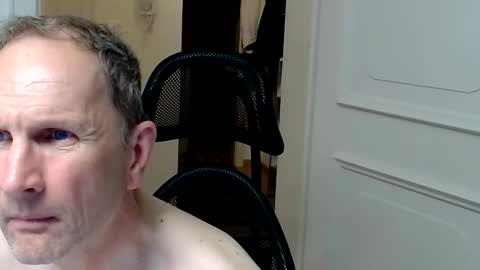 Snapshot of fabiansoohot chatting on 05-25-26, 09:54 Fabian online show from 05-25-26, 09:54