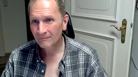 Snapshot of fabiansoohot chatting on 05-29-26, 07:56 Fabian online show from 05-29-26, 07:56