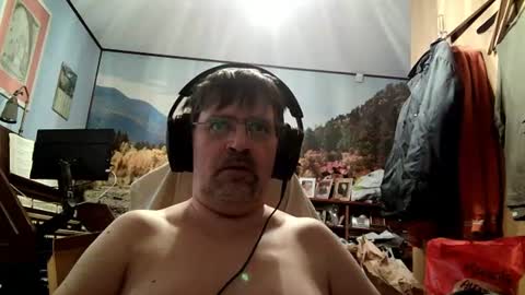 Snapshot of fabius2673 chatting on 06-15-26, 05:48 Fabius online show from 06-15-26, 05:48