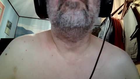 Snapshot of fabius2673 chatting on 07-12-26, 09:00 Fabius online show from 07-12-26, 09:00