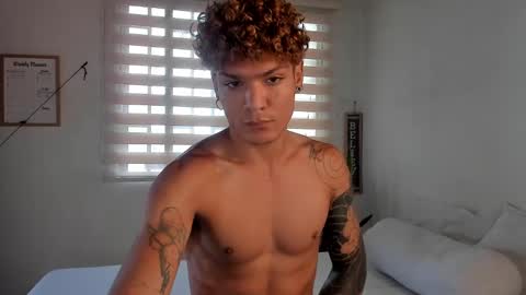 Snapshot of fabrizio_amery chatting on 12-15-24, 12:06 - A N D E R online show from 12-15-24, 12:06