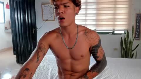 Snapshot of fabrizio_amery chatting on 12-23-24, 09:29 - A N D E R online show from 12-23-24, 09:29
