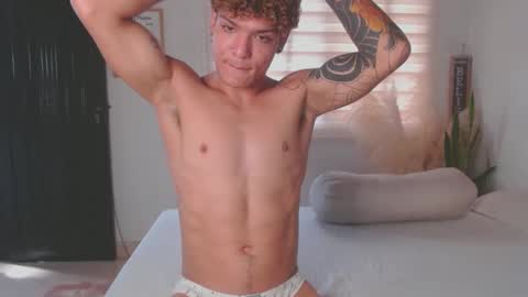 Snapshot of fabrizio_amery chatting on 01-19-25, 08:41 - A N D E R online show from 01-19-25, 08:41