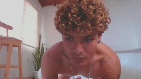 Snapshot of fabrizio_amery chatting on 03-12-25, 08:20 - A N D E R online show from 03-12-25, 08:20
