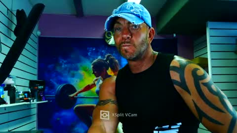 Snapshot of fabxxxl chatting on 06-24-26, 07:40 fabxxxl online show from 06-24-26, 07:40
