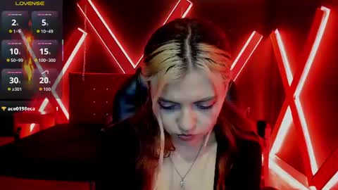 Snapshot of fabzy_fab chatting on 06-20-26, 01:58 fabzy online show from 06-20-26, 01:58