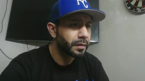 Snapshot of faded805 chatting on 12-27-24, 11:06 Mark online show from 12-27-24, 11:06