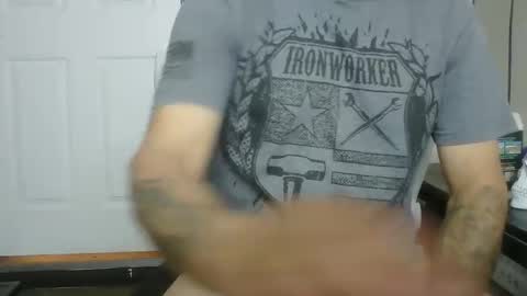 Snapshot of faded805 chatting on 11-19-25, 08:58 Mark online show from 11-19-25, 08:58