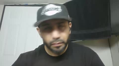 Snapshot of faded805 chatting on 11-22-25, 10:03 Mark online show from 11-22-25, 10:03