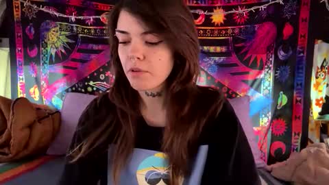 Faerie 3 online show from 05-27-26, 01:57