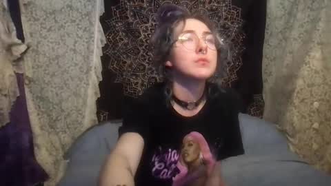 Fae online show from 01-25-25, 07:49