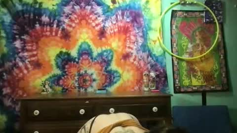 Fae online show from 11-17-25, 07:36