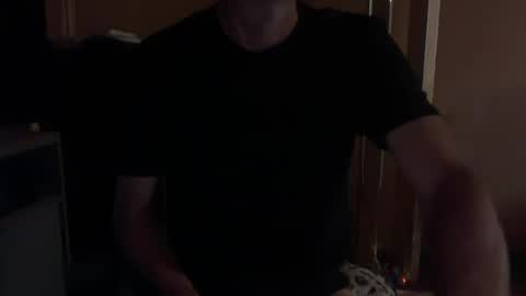 Snapshot of fahtbiscuit chatting on 06-12-26, 09:19 Ryan online show from 06-12-26, 09:19