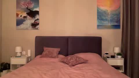 Bloom  online show from 03-04-25, 06:39