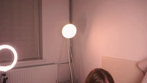 Snapshot of fairy_lise69 chatting on 09-12-25, 08:20 Kamila online show from 09-12-25, 08:20