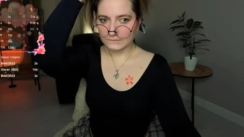 Tara online show from 04-11-26, 06:51